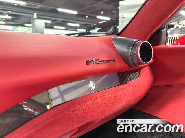 Ferrari F8 스파이더 3.9 V8, 2022 16