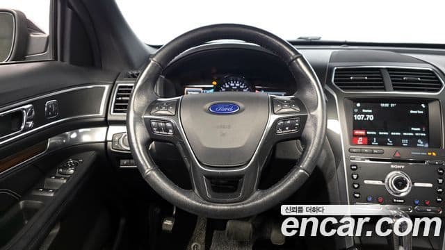 Ford Explorer 5세대, 2017 13