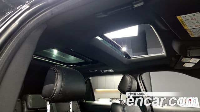 Ford Explorer 5세대, 2017 16