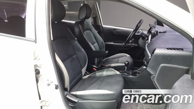 Kia All New Morning (JA) Luxury, 2017 10