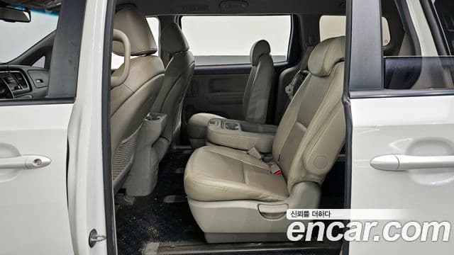 Kia All New Carnival 6인승 инвалидная коляска / для коляски Lift, 2015 12