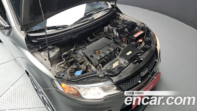 Kia Forte купе Luxury, 2010 6