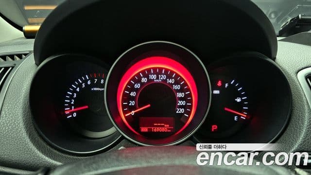 Kia Forte купе Luxury, 2010 8