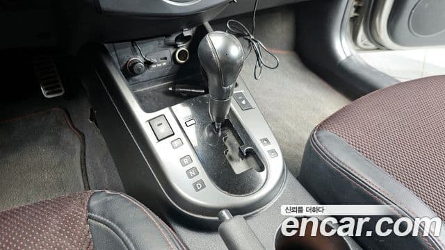 Kia Forte купе Luxury, 2010 9