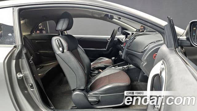Kia Forte купе Luxury, 2010 10