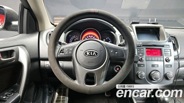 Kia Forte купе Luxury, 2010 13