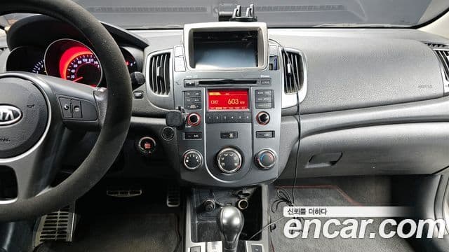 Kia Forte купе Luxury, 2010 14