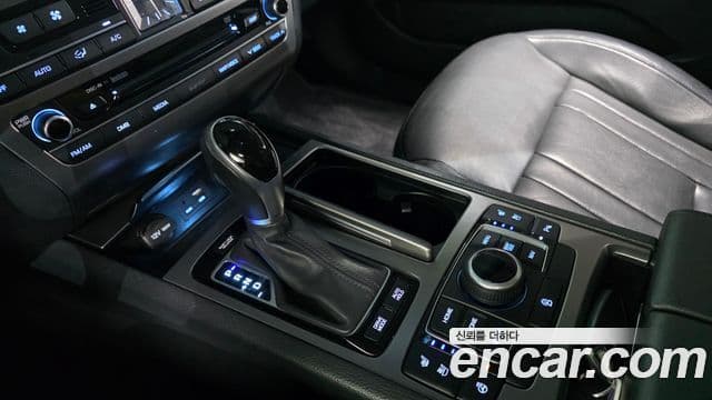 Hyundai Genesis DH Premium, 2014 9