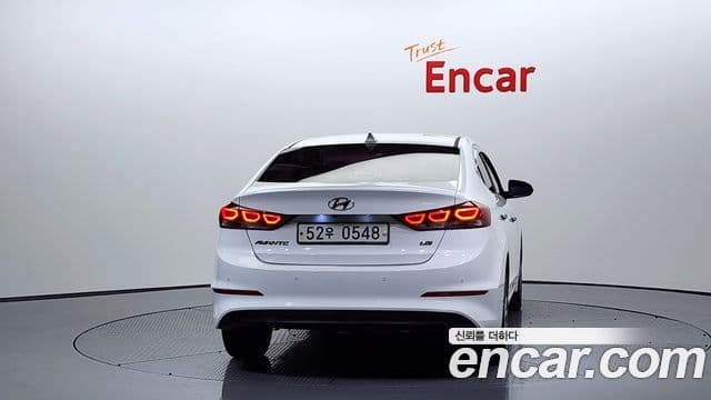 Hyundai Avante AD Special, 2016 4