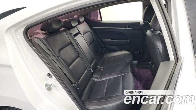 Hyundai Avante AD Special, 2016 12