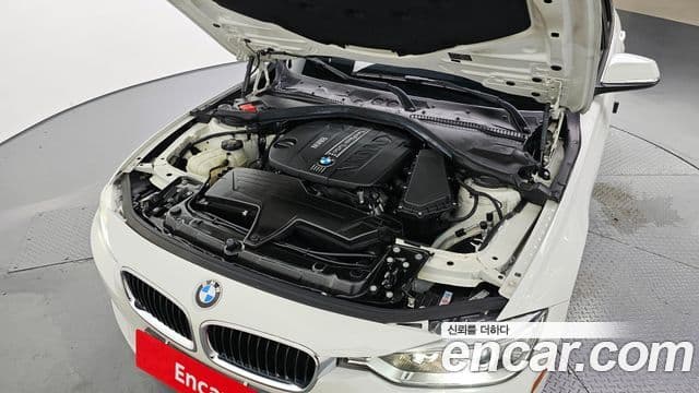 BMW 3시리즈 (F30), 2015 6