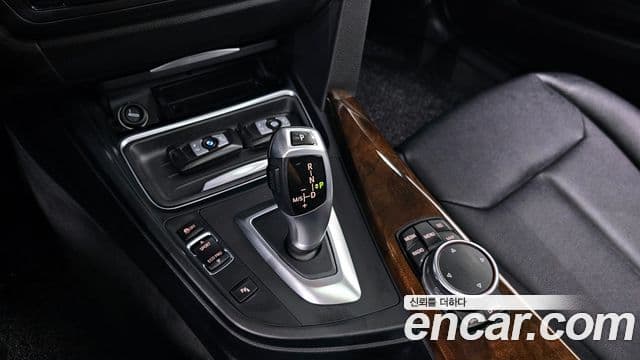 BMW 3시리즈 (F30), 2015 9