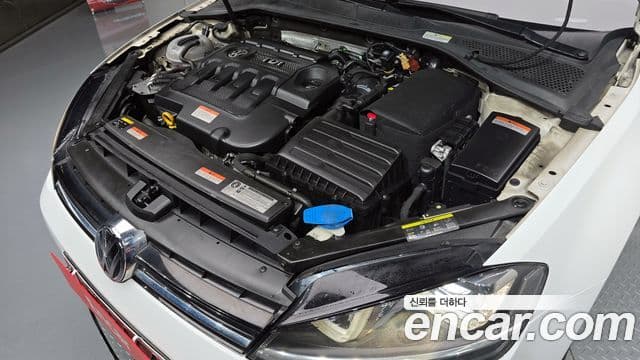 Volkswagen Гольф 7세대, 2015 6