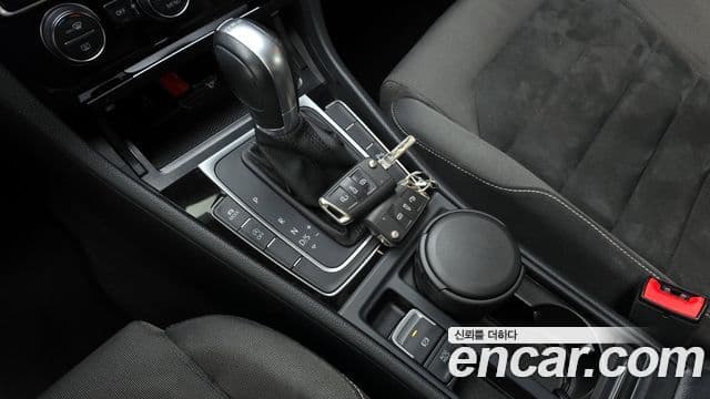 Volkswagen Гольф 7세대, 2015 9