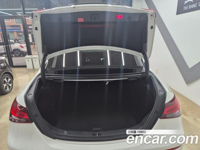 Mercedes-Benz E-класс W213 Avantgarde, 2021 15