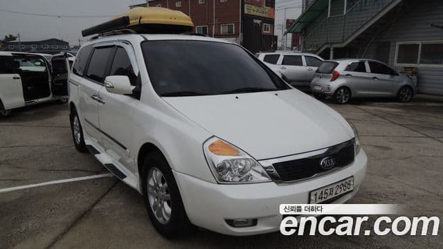 Kia Carnival R топовая версия, 2013 3