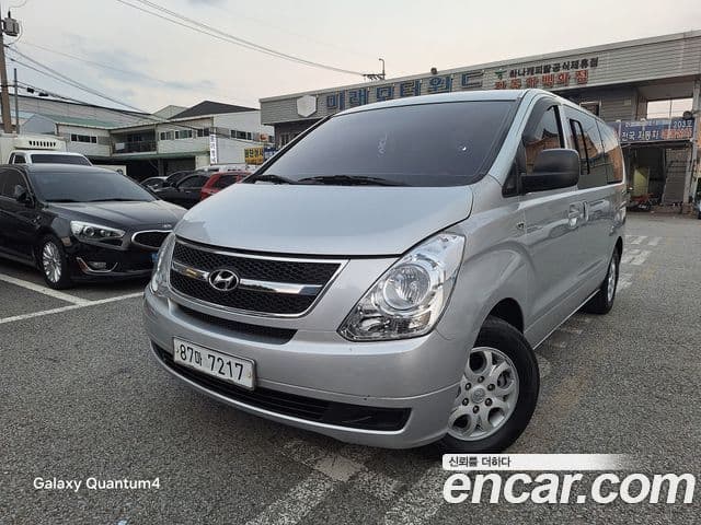 Hyundai Grand Starex CVX Luxury, 2010 1