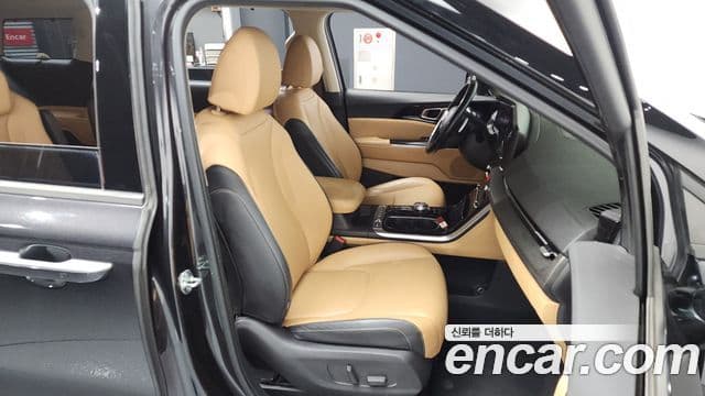 Kia Carnival 4세대 Signature, 2021 11