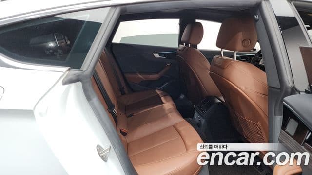 Audi A5 (F5) 40 TFSI Quattro Premium Sportback, 2023 12