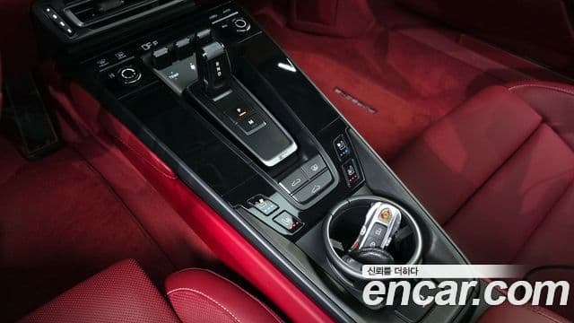 Porsche 911 (992) Carrera 4 GTS, 2023 9