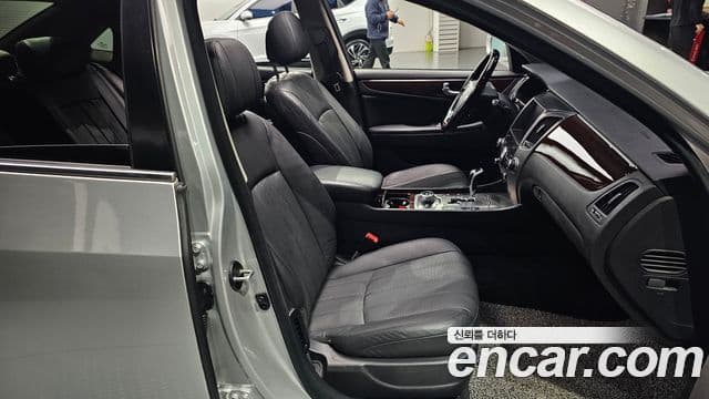 Hyundai Equus(новый кузов / новое поколение) Prestige, 2012 10