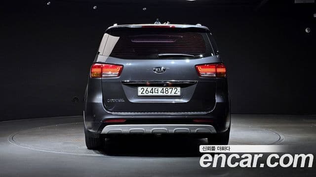 Kia All New Carnival Prestige, 2016 4