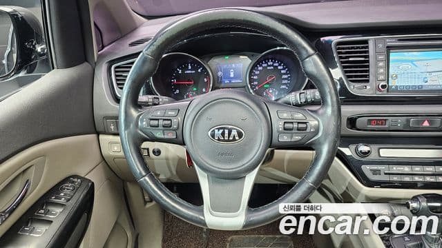 Kia All New Carnival Prestige, 2016 13