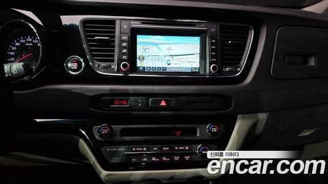 Kia All New Carnival Prestige, 2016 14