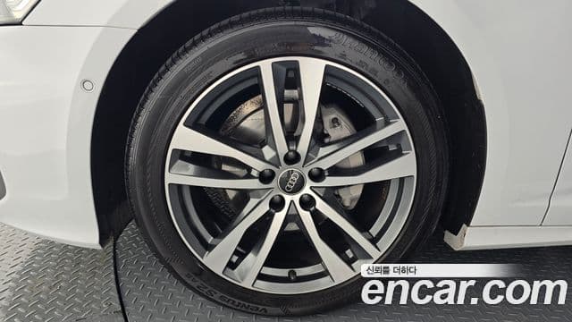 Audi A6 (C8) Premium, 2023 все фото