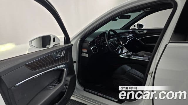 Audi A6 (C8) Premium, 2023 10