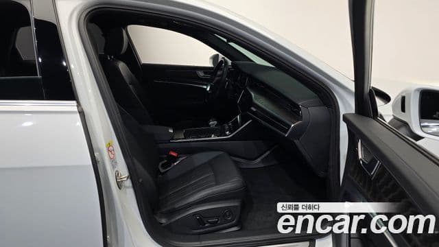 Audi A6 (C8) Premium, 2023 11