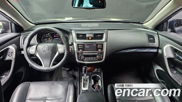 Nissan 알티마 L33, 2017 7