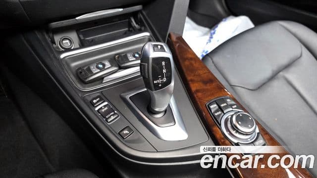 BMW 3시리즈 (F30), 2012 9