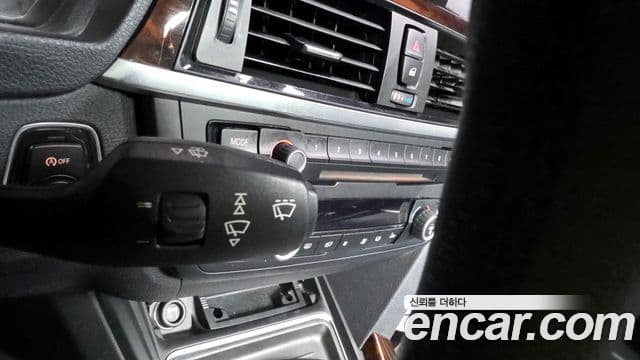 BMW 3시리즈 (F30), 2012 17