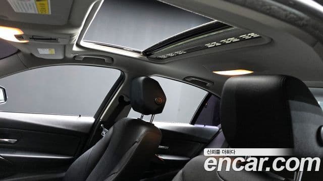 BMW 3시리즈 (F30), 2012 19