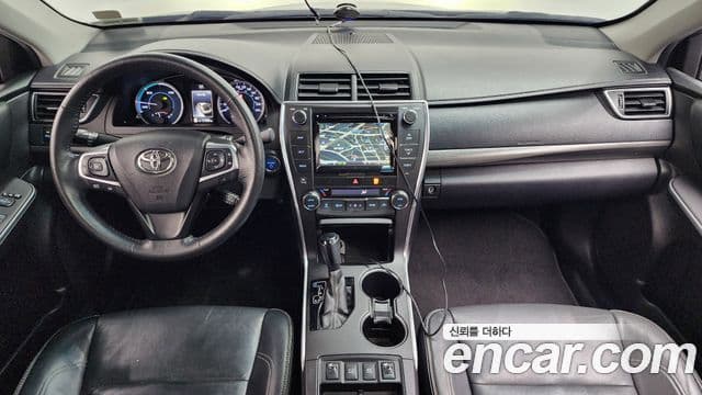 Toyota New 캠리 гибрид XLE, 2015 7