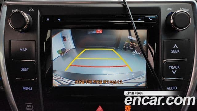 Toyota New 캠리 гибрид XLE, 2015 16