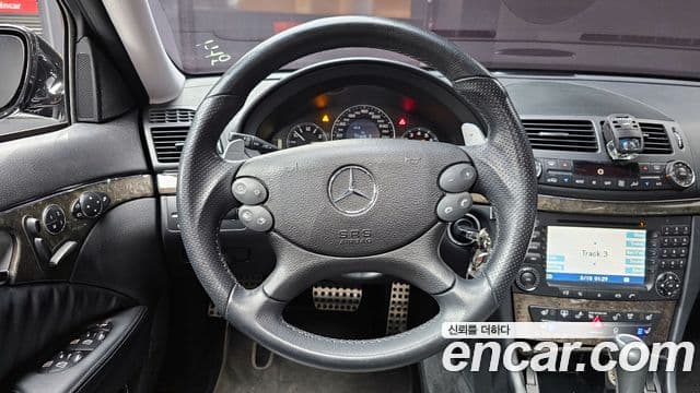 Mercedes-Benz E-класс W211 E63 AMG, 2007 13