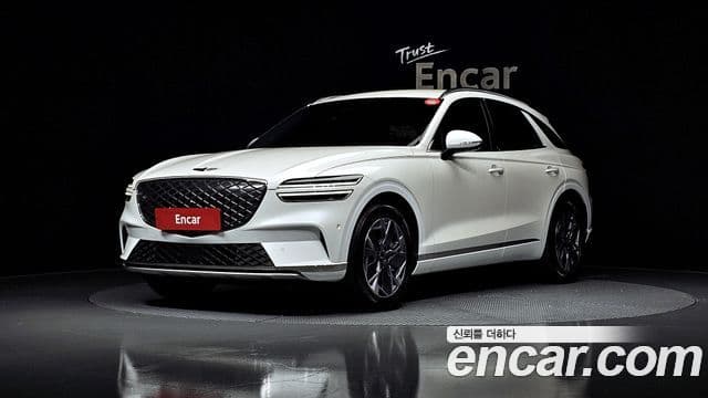 Genesis electrified GV70 e-AWD, 2022 1