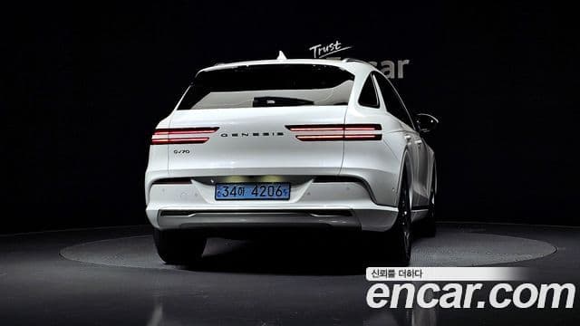 Genesis electrified GV70 e-AWD, 2022 4