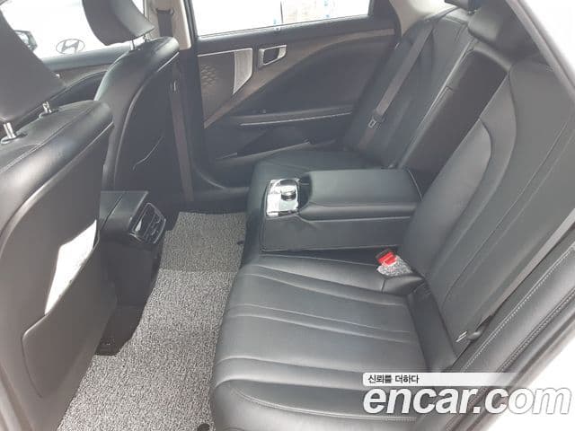 Kia K8 Prestige(арендный автомобиль), 2023 10