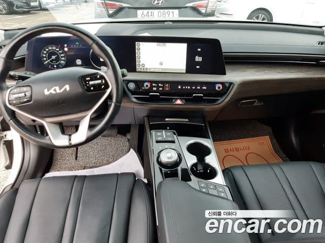 Kia K8 Prestige(арендный автомобиль), 2023 13