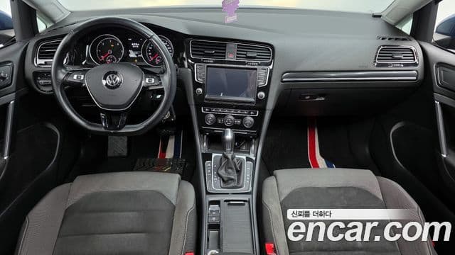 Volkswagen Гольф 7세대, 2015 7