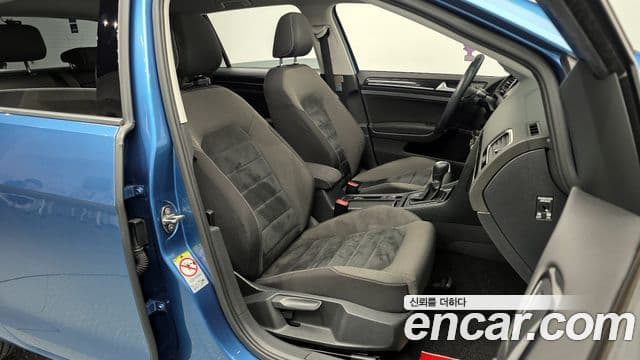 Volkswagen Гольф 7세대, 2015 10