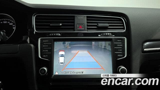 Volkswagen Гольф 7세대, 2015 14