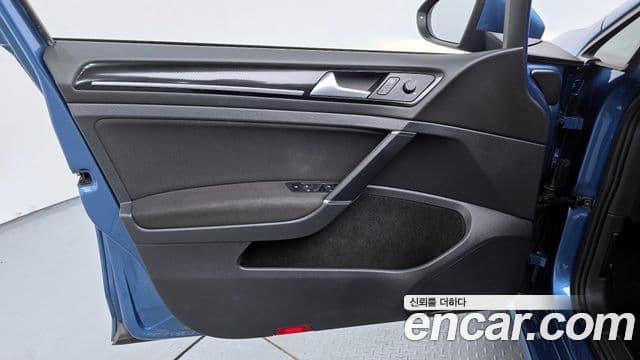 Volkswagen Гольф 7세대, 2015 18