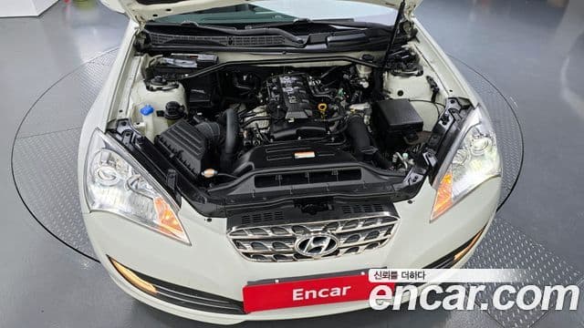 Hyundai Genesis купе 200 турбо P, 2011 6