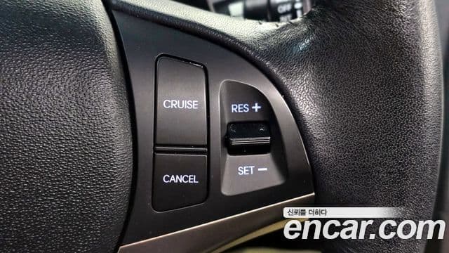 Hyundai Genesis купе 200 турбо P, 2011 16