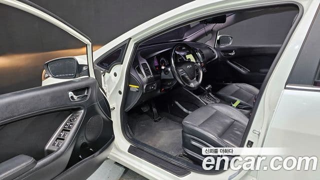 Kia K3 Prestige, 2014 10