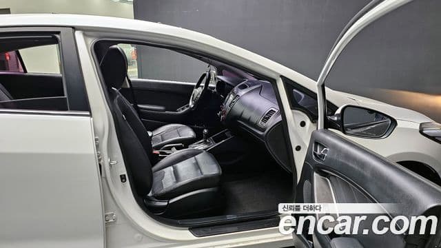 Kia K3 Prestige, 2014 11